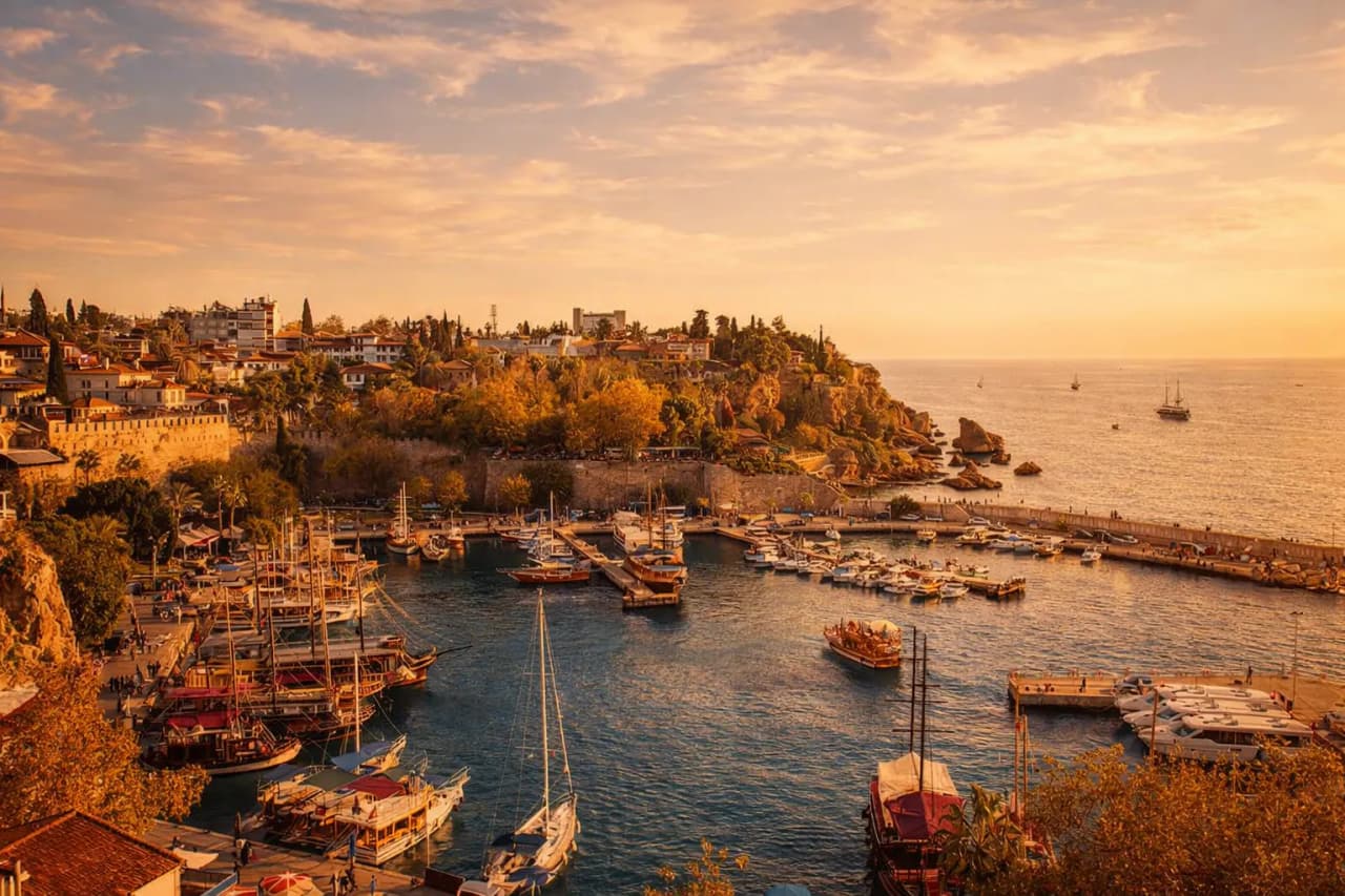Antalya Airport to Kaleici (Old Town) transfer